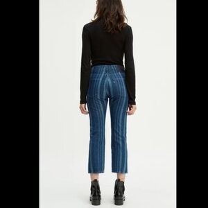 ✅ Levi’s Jeans Slim Crop